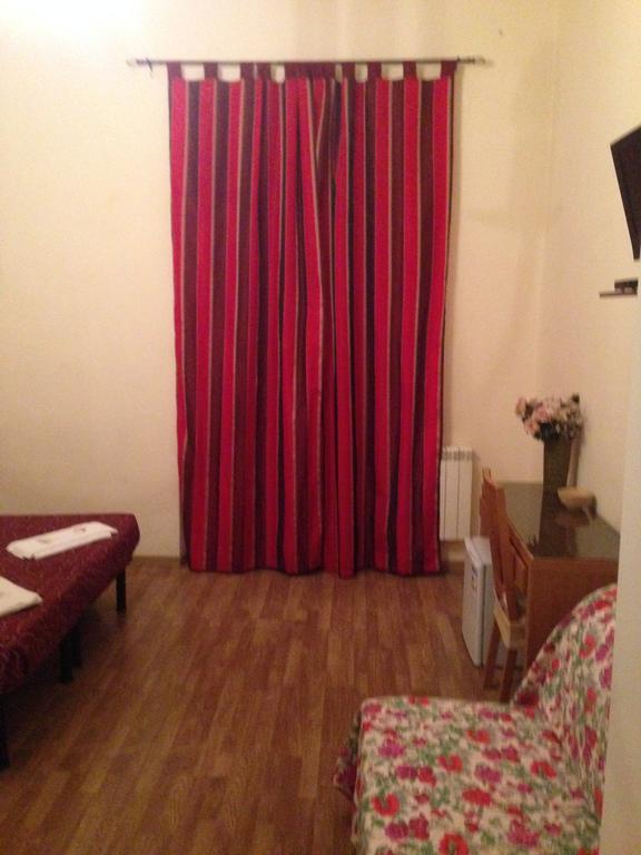 Le Charme House 2 Bed & Breakfast Рим Екстериор снимка