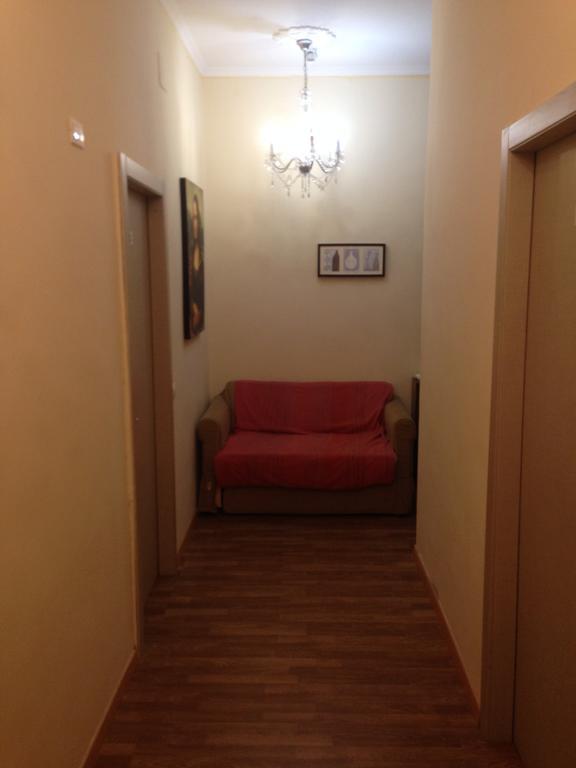 Le Charme House 2 Bed & Breakfast Рим Екстериор снимка