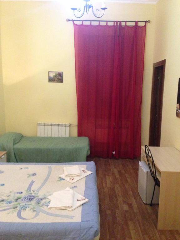 Le Charme House 2 Bed & Breakfast Рим Екстериор снимка