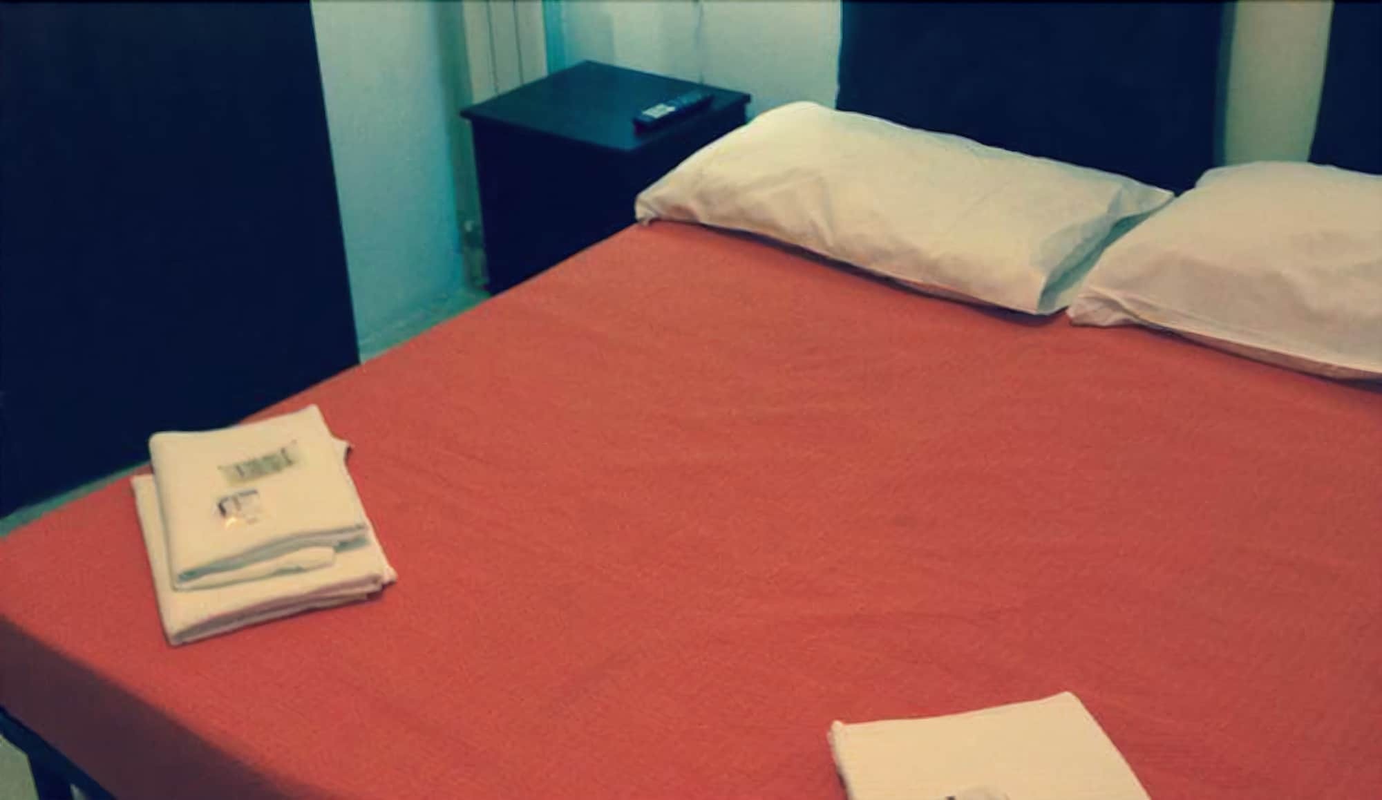 Le Charme House 2 Bed & Breakfast Рим Екстериор снимка