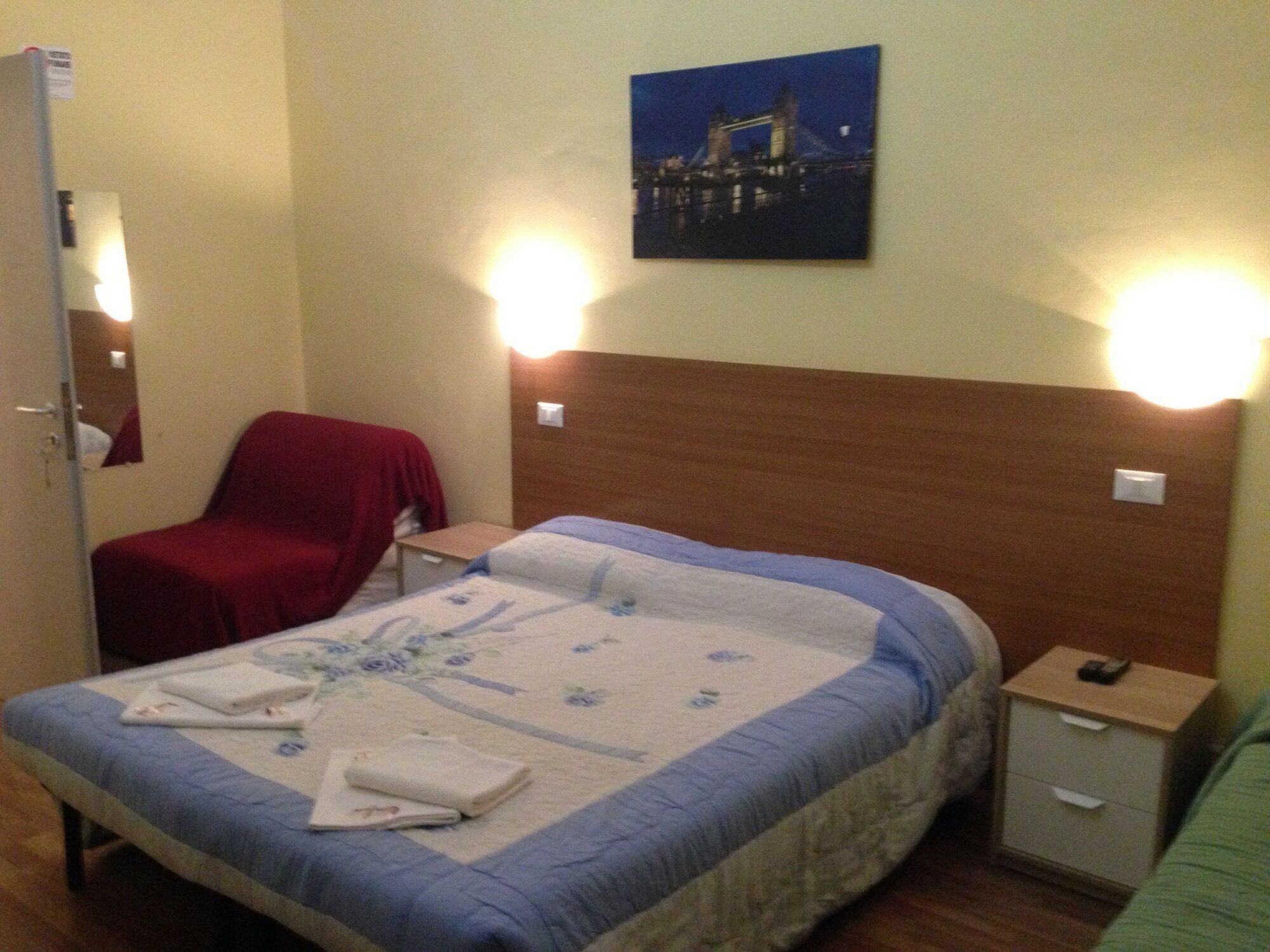 Le Charme House 2 Bed & Breakfast Рим Екстериор снимка